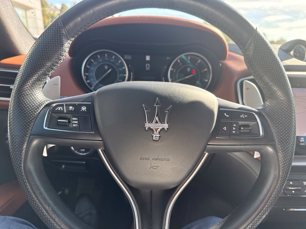Used 2022  Maserati Modena Q4 image 13