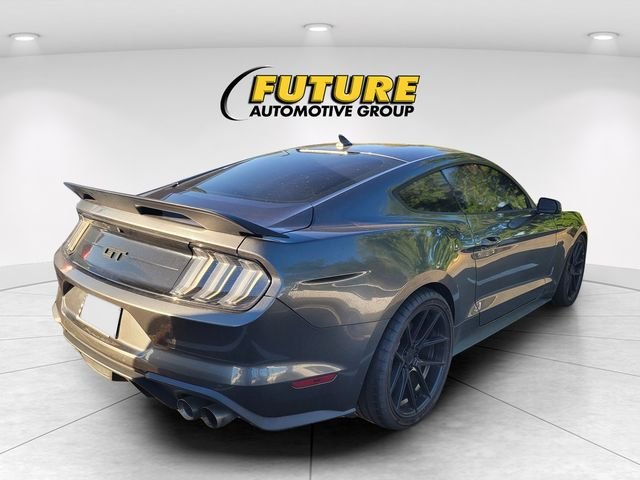 Used 2020 Gray Ford GT image 3