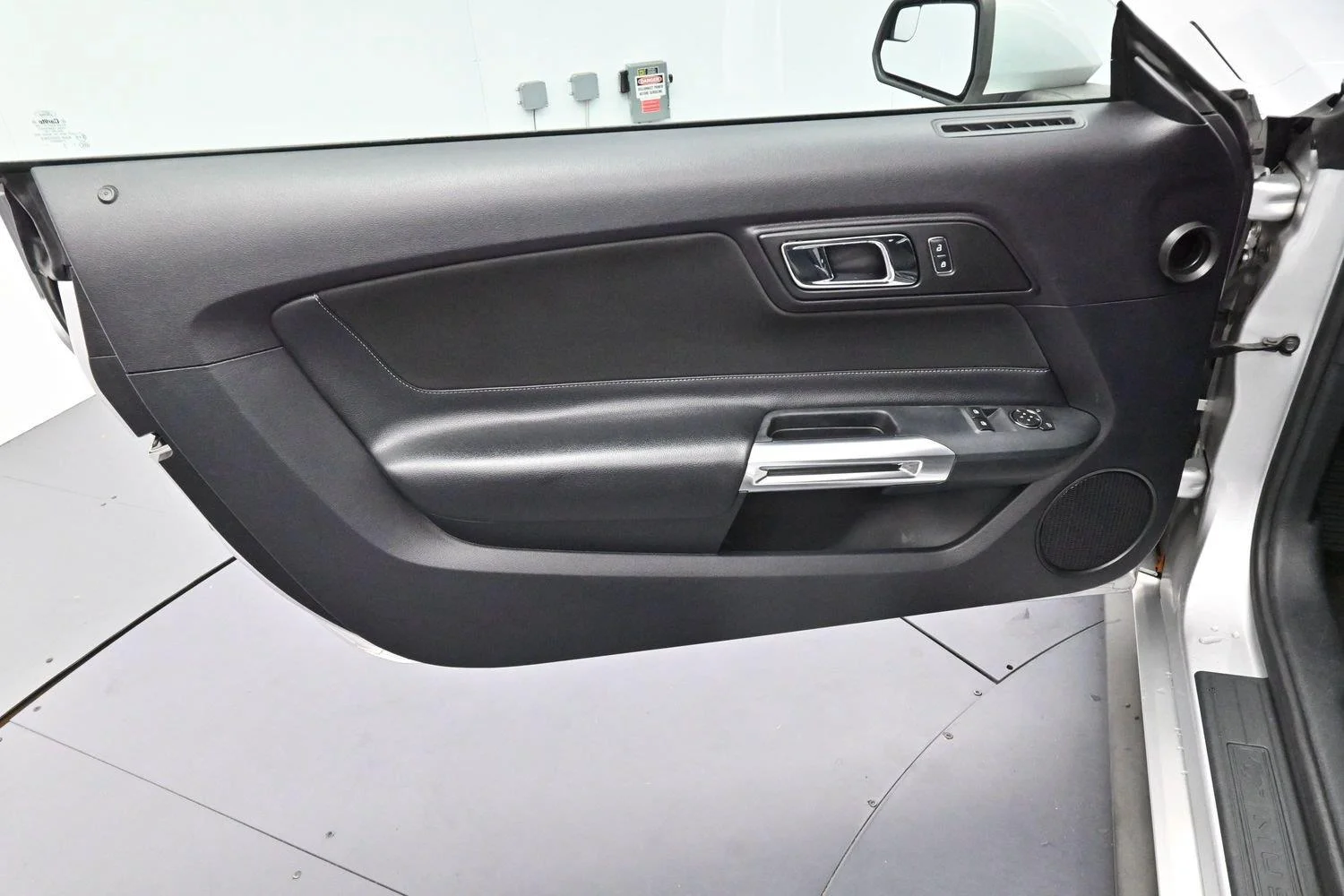 Used 2015 Ingot Silver Ford GT image 10
