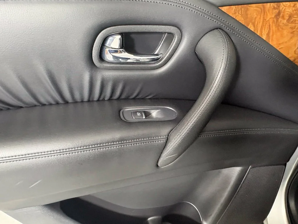 Used 2024 Silver Nissan SL image 35