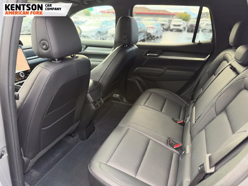 Used 2026 Silver GMC Elevation image 32