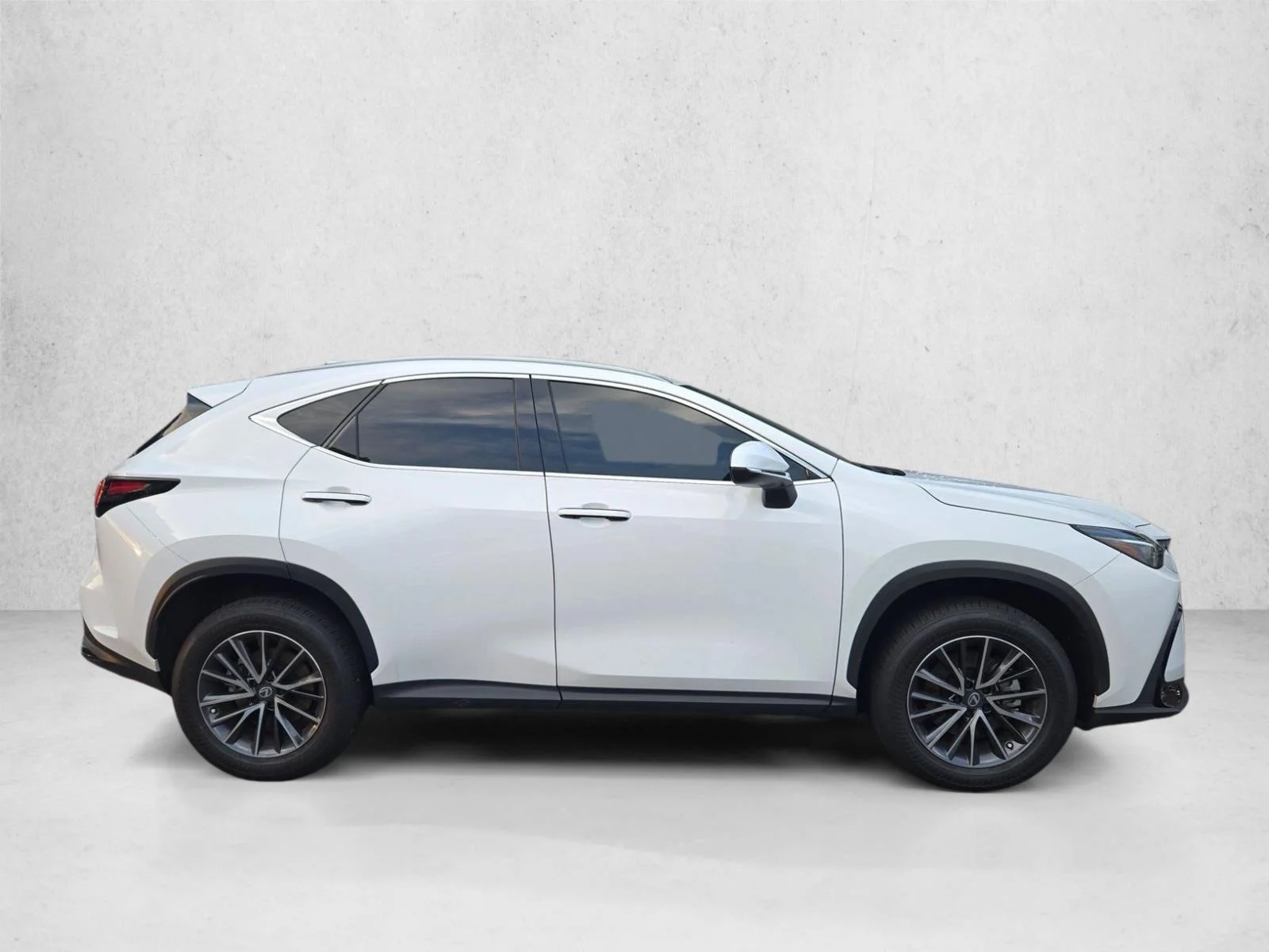 Certified Used 2026 Ultra White Lexus NX 350 image 4