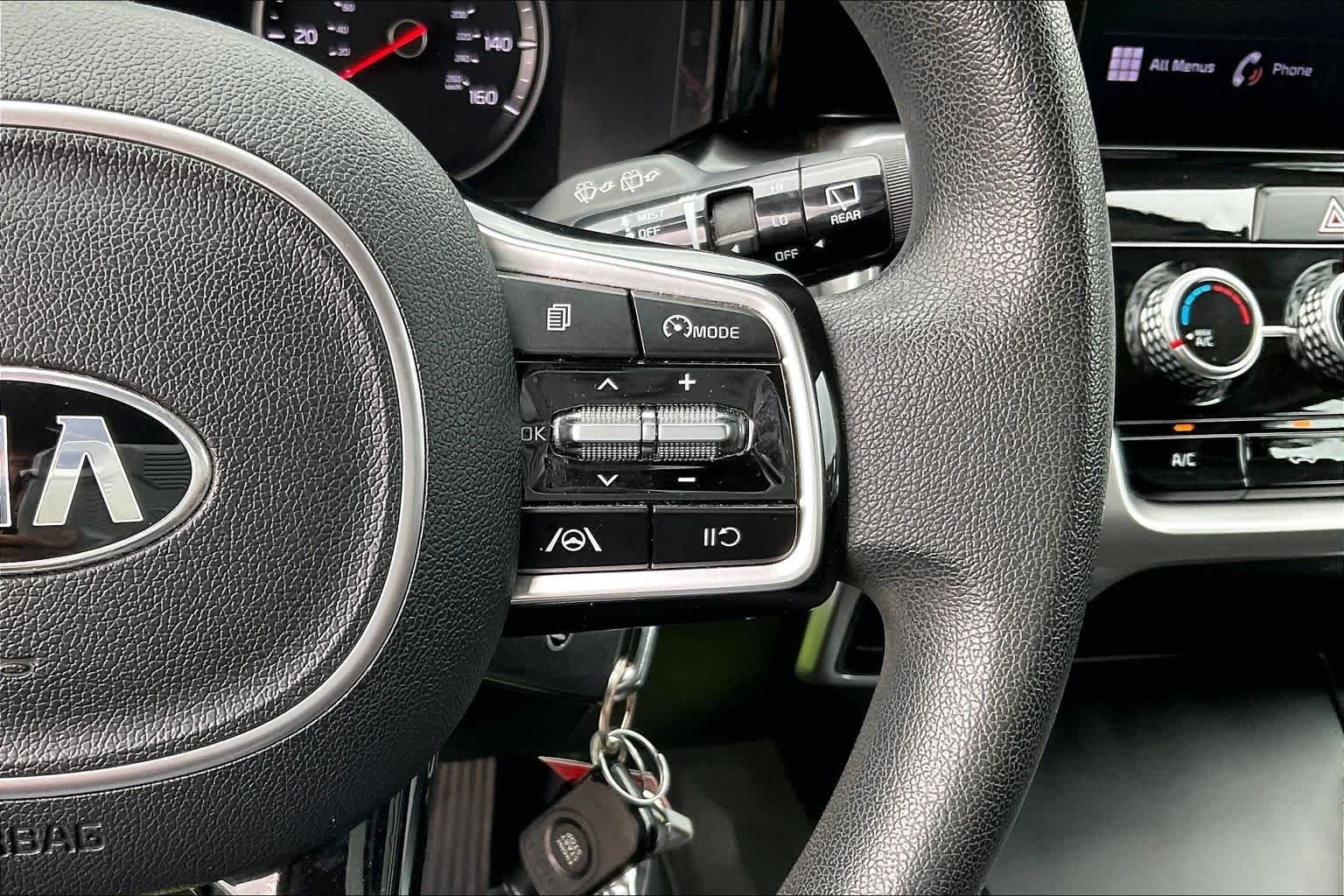Used 2021 Everlasting Silver Kia LX image 24