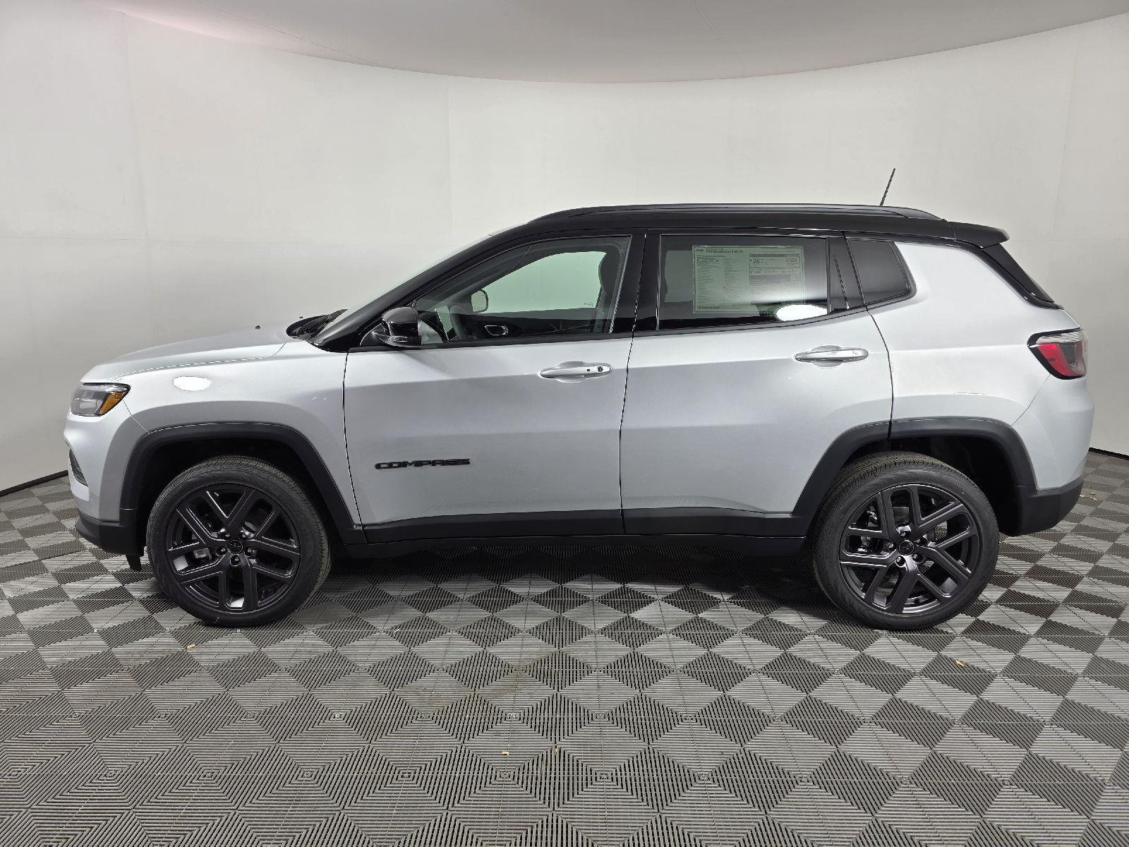 New 2026 Silver Zynith Metallic Clearcoat Jeep Limited Altitude image 2