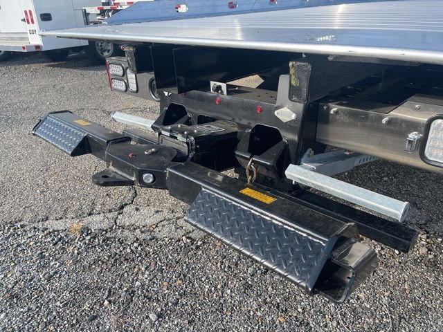 2025 Chevrolet Silverado 4500 HD Chassis Cab Work Truck - Photo 9
