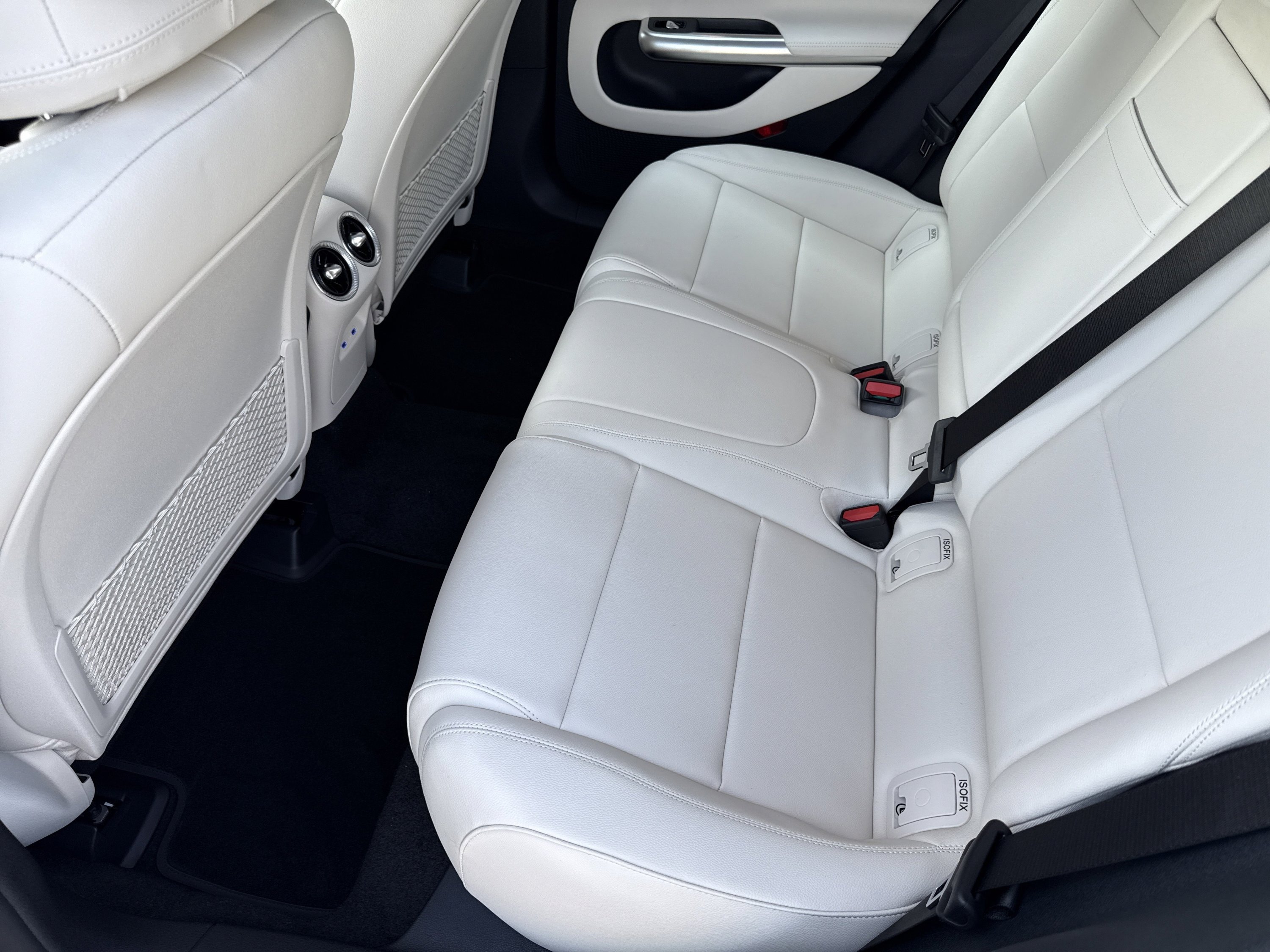 New 2027 Polar White Mercedes-Benz CLA 220 Hybrid image 30
