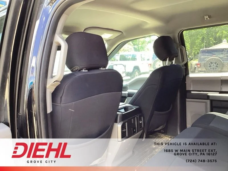 Used 2018  Ford XLT image 16
