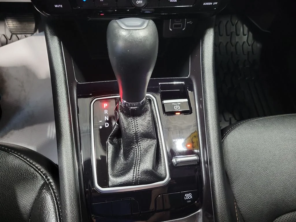 Certified Used 2023 Gray Jeep Latitude Lux image 39