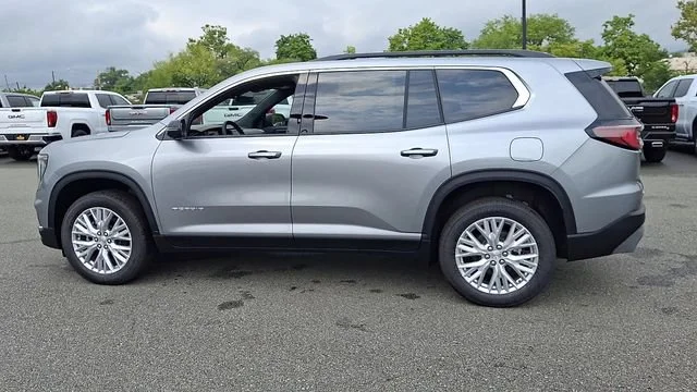 New 2027 Sterling Metallic GMC Elevation image 7