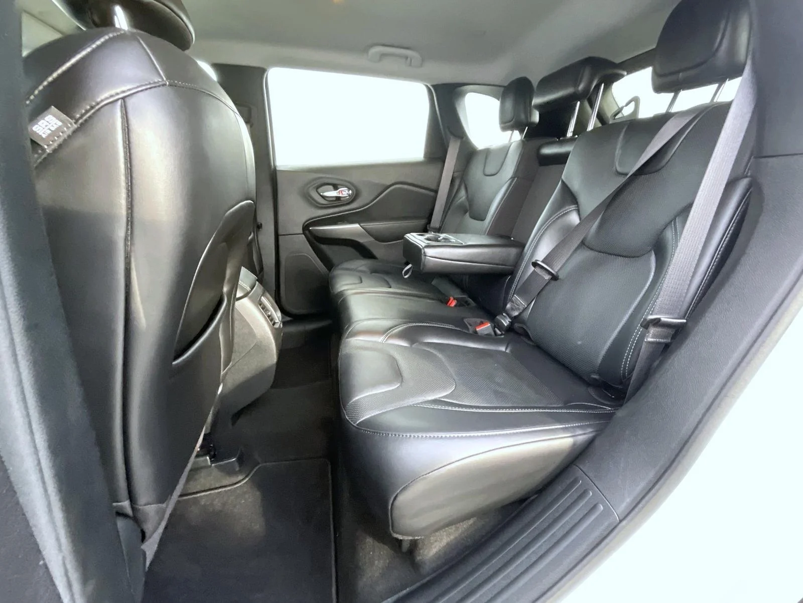 Used 2020 White Jeep Limited image 19