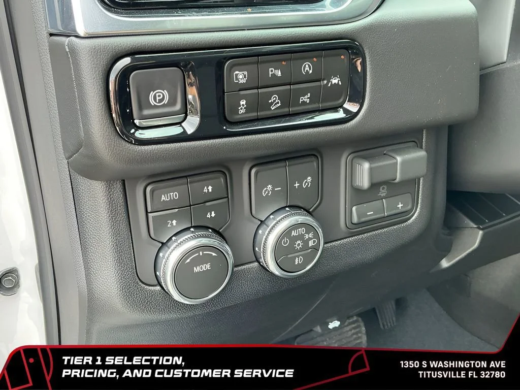 New 2026 Summit White GMC Elevation image 18