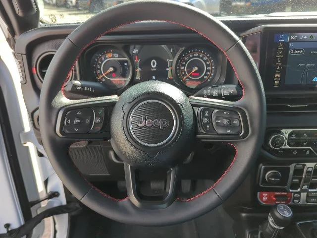 Used 2024 White Jeep Rubicon image 11