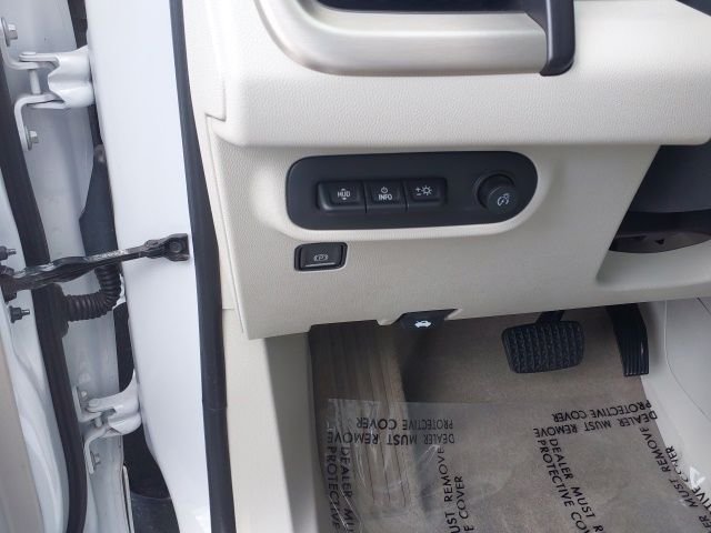 Used 2024 White GMC Denali image 14