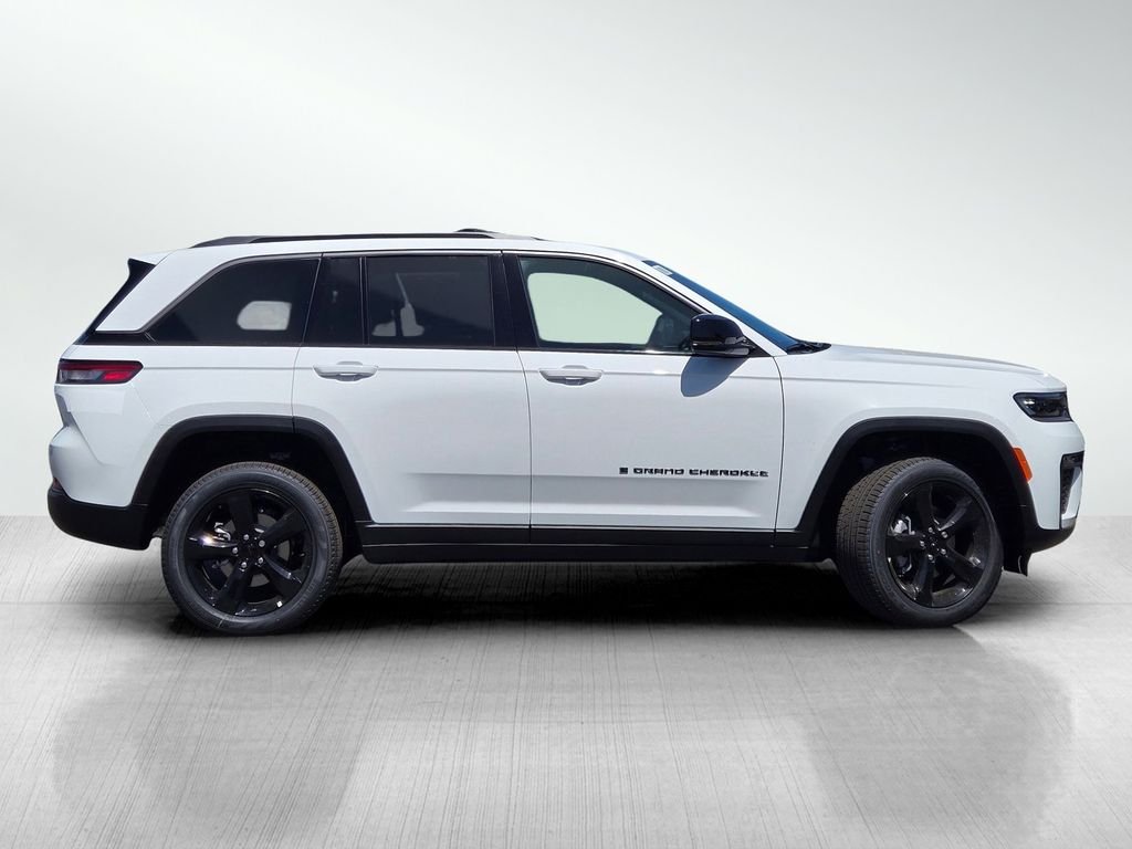 New 2026 Bright White Clearcoat Jeep Limited image 3