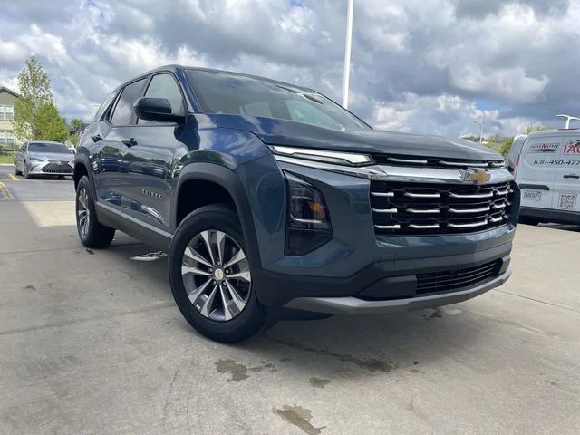 2025 Chevrolet Equinox LT - Photo 10