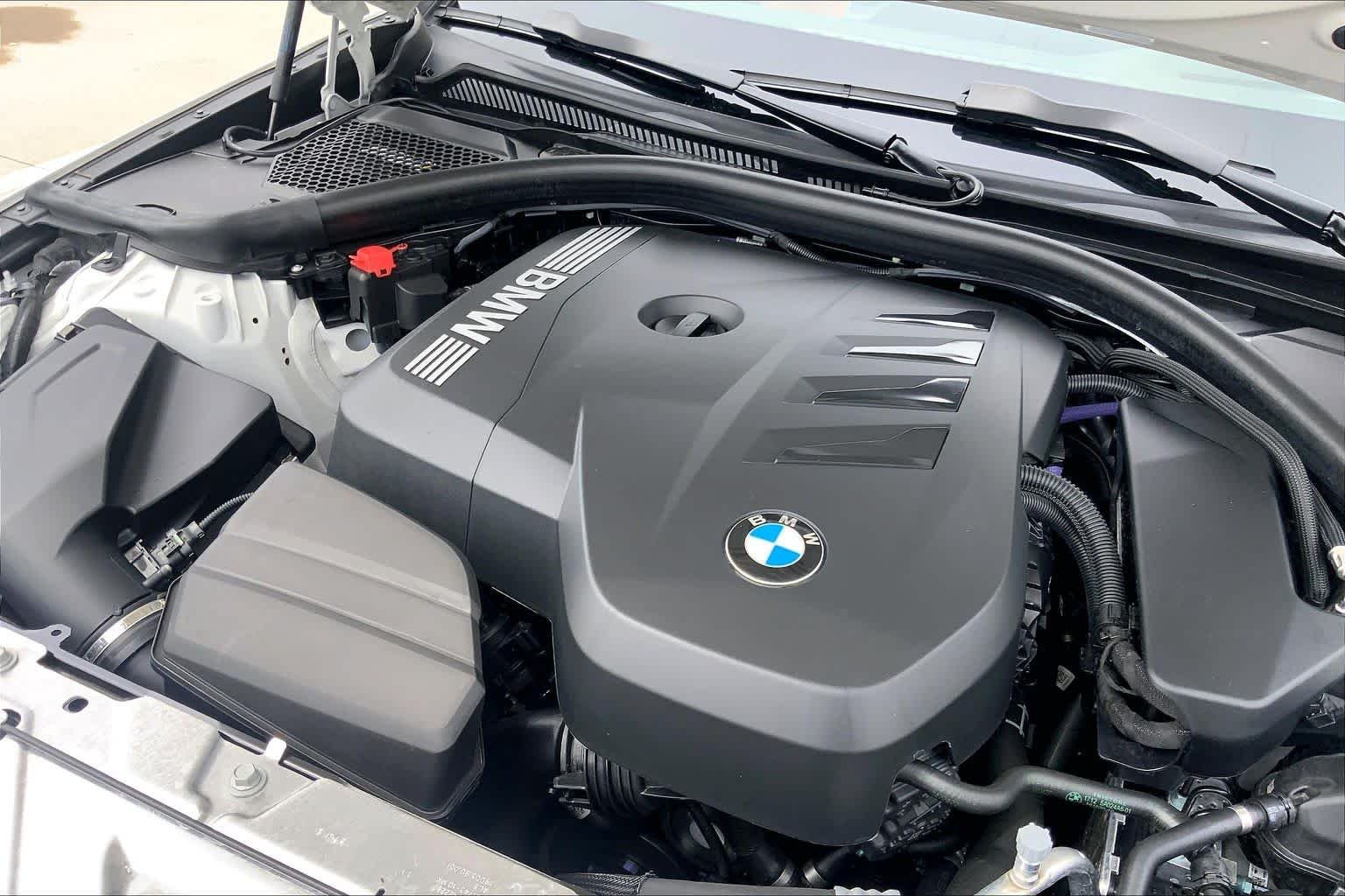 Used 2026 Mineral White Metallic BMW 330i NA image 32