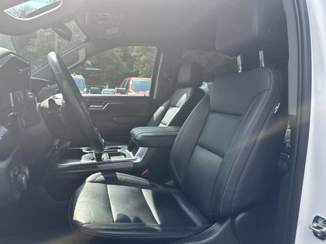 Used 2024 Summit White Chevrolet RST image 16