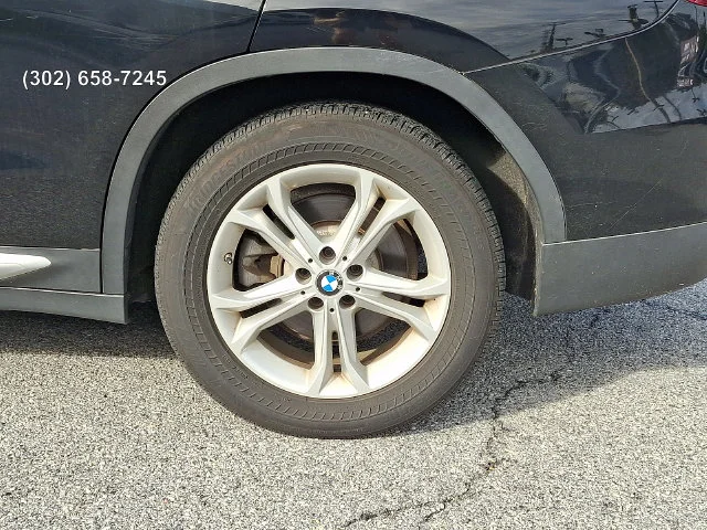 Used 2019 Jet Black BMW xDrive30i image 8