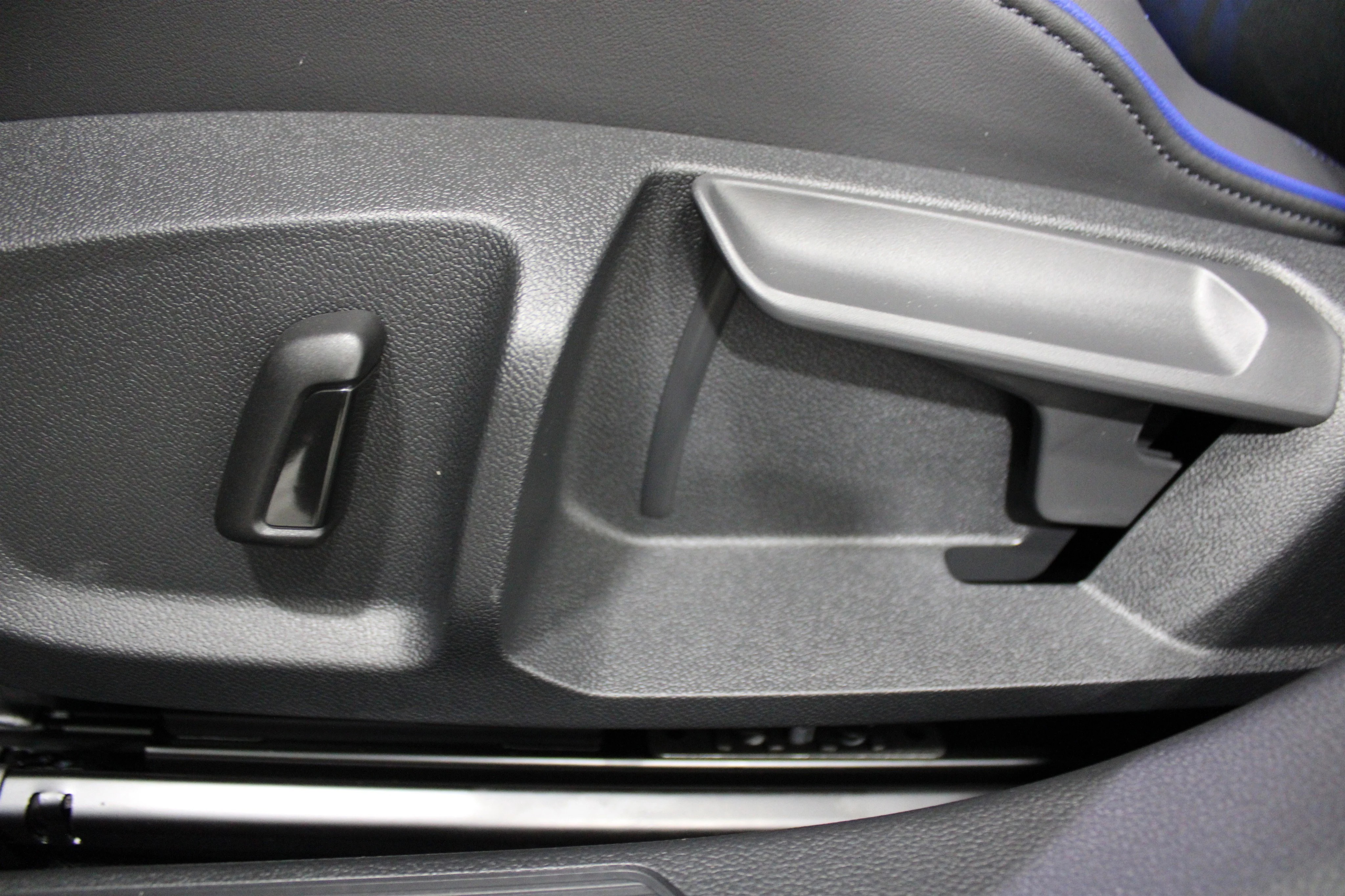 New 2026 Mythos Black Metallic Volkswagen Base image 4