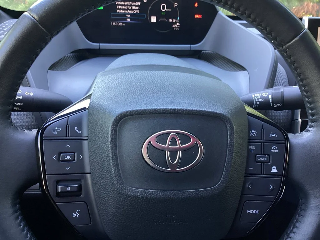 Used 2024 Silver Toyota XLE image 24