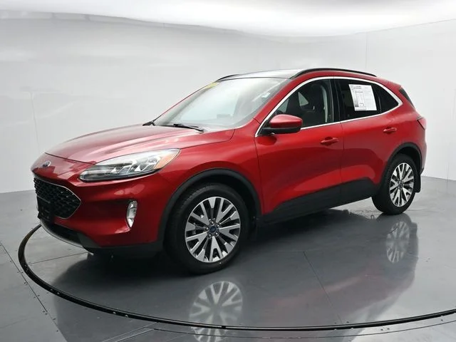 Used 2022 Red Ford Titanium image 3