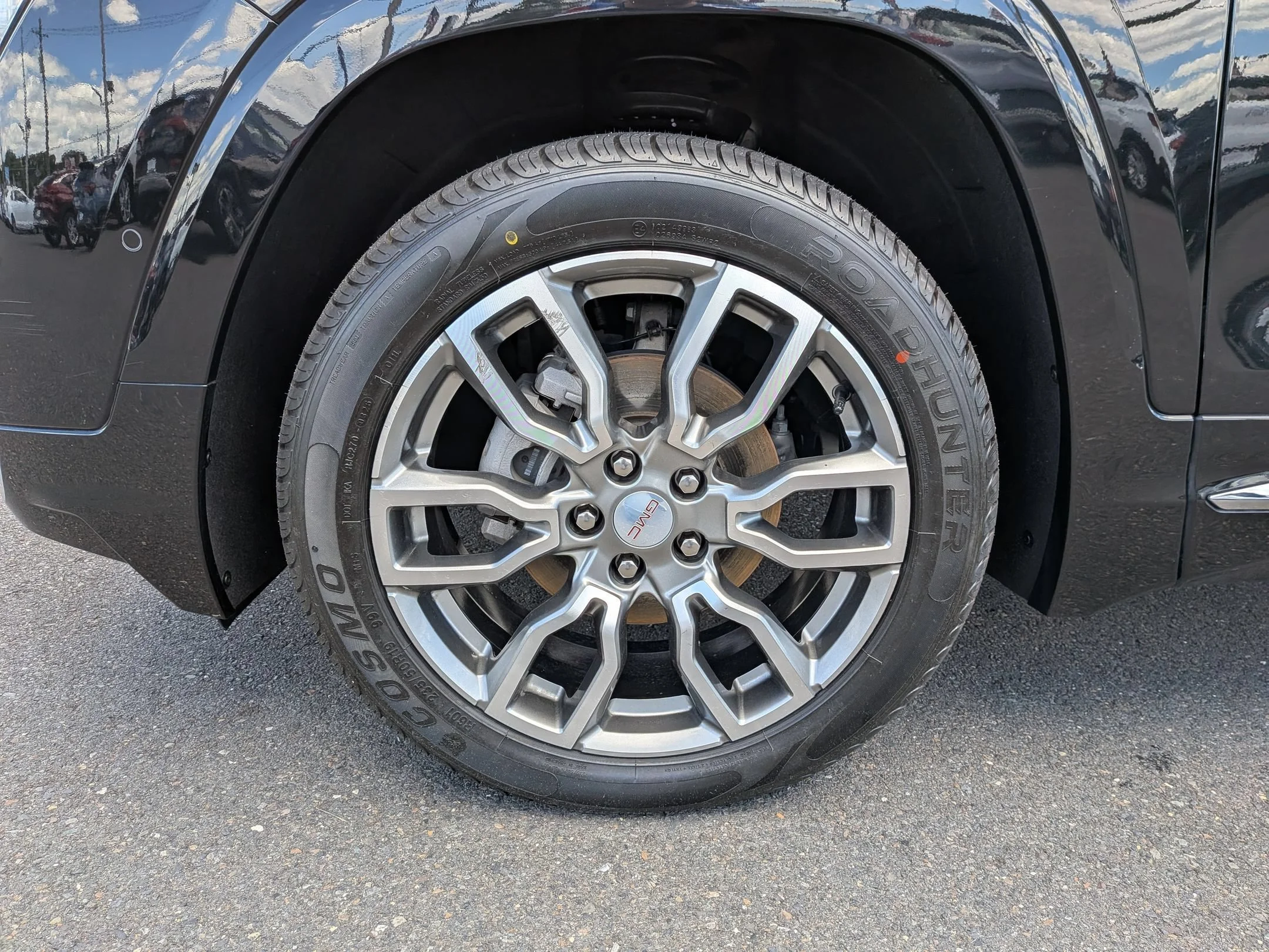 Used 2024 Ebony Twilight Metallic GMC Denali image 32