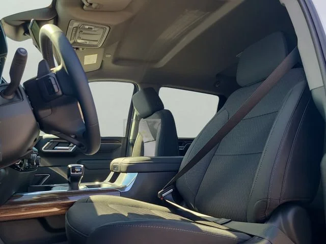 New 2026 Summit White Chevrolet LT image 20