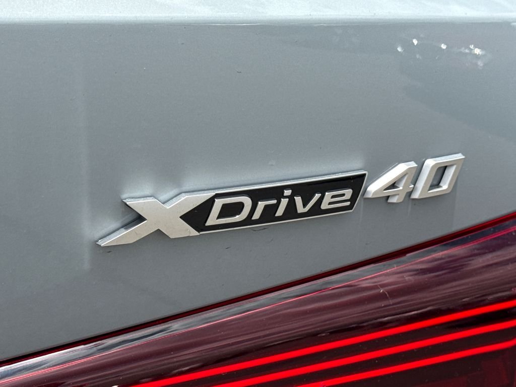 New 2026 Brooklyn Grey Metallic BMW xDrive40 image 9