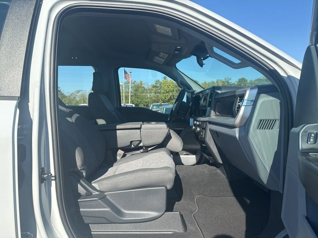 New 2026 Avalanche Ford F-250® XL image 7