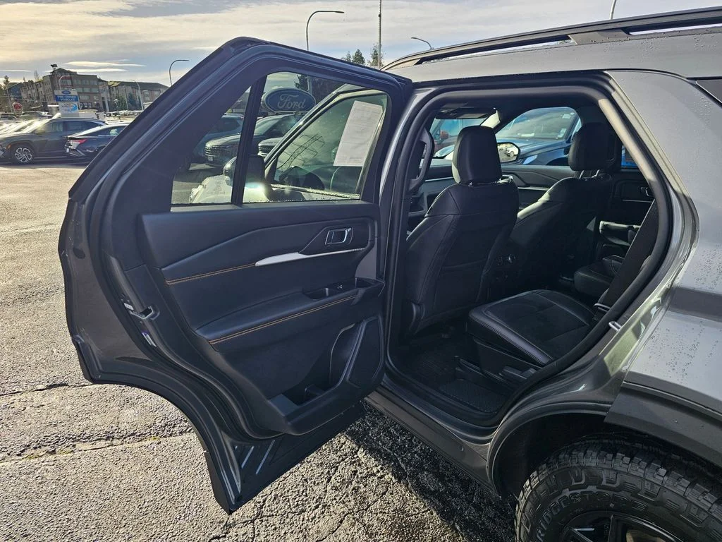 New 2026 Gray Ford Tremor image 16