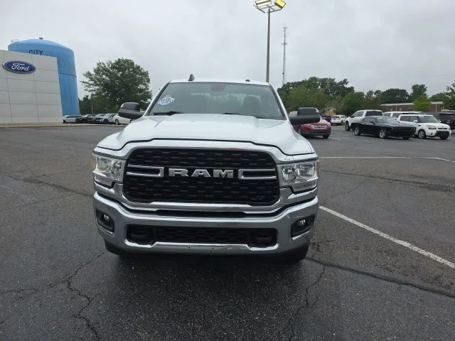 Used 2022 White Ram Big Horn image 8