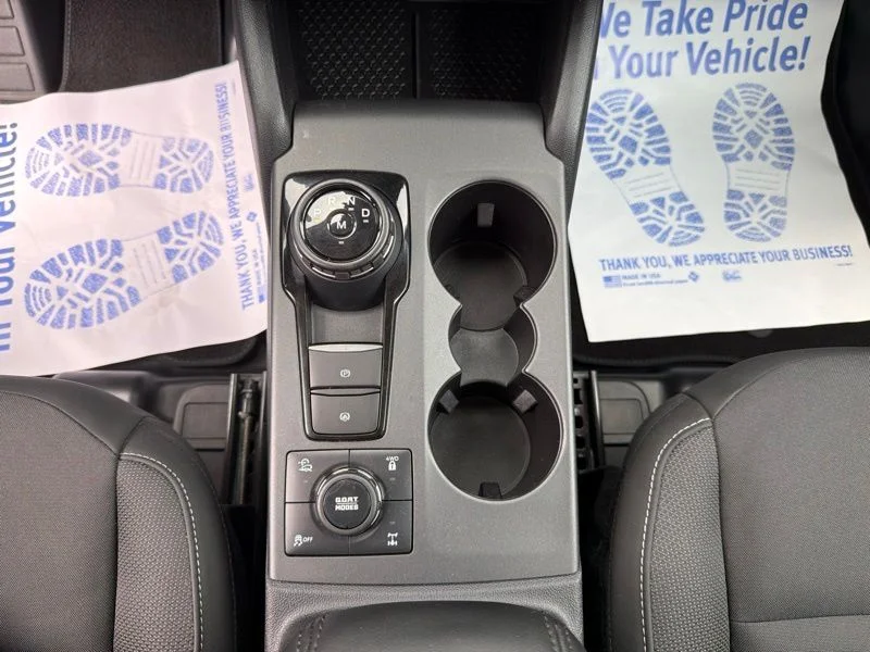 Used 2024 Blue Ford Badlands image 30