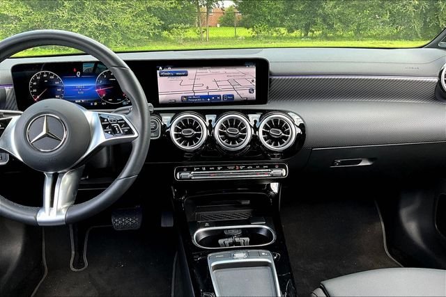 Certified Used 2025 MANUFAKTUR Hyper Blue Metallic Mercedes-Benz CLA 250 image 6