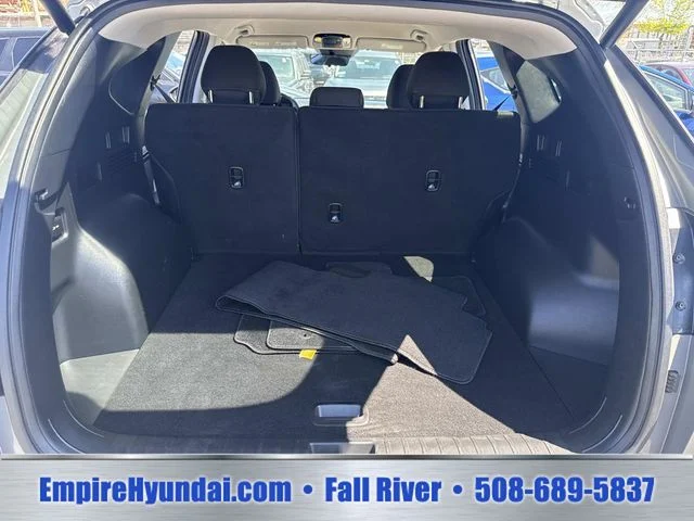Used 2024 Gray Hyundai SEL image 7
