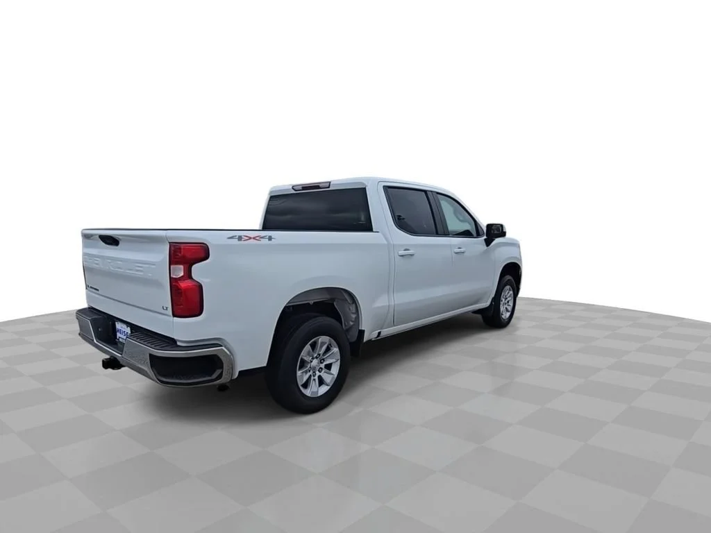 Used 2023 Summit White Chevrolet LT image 8