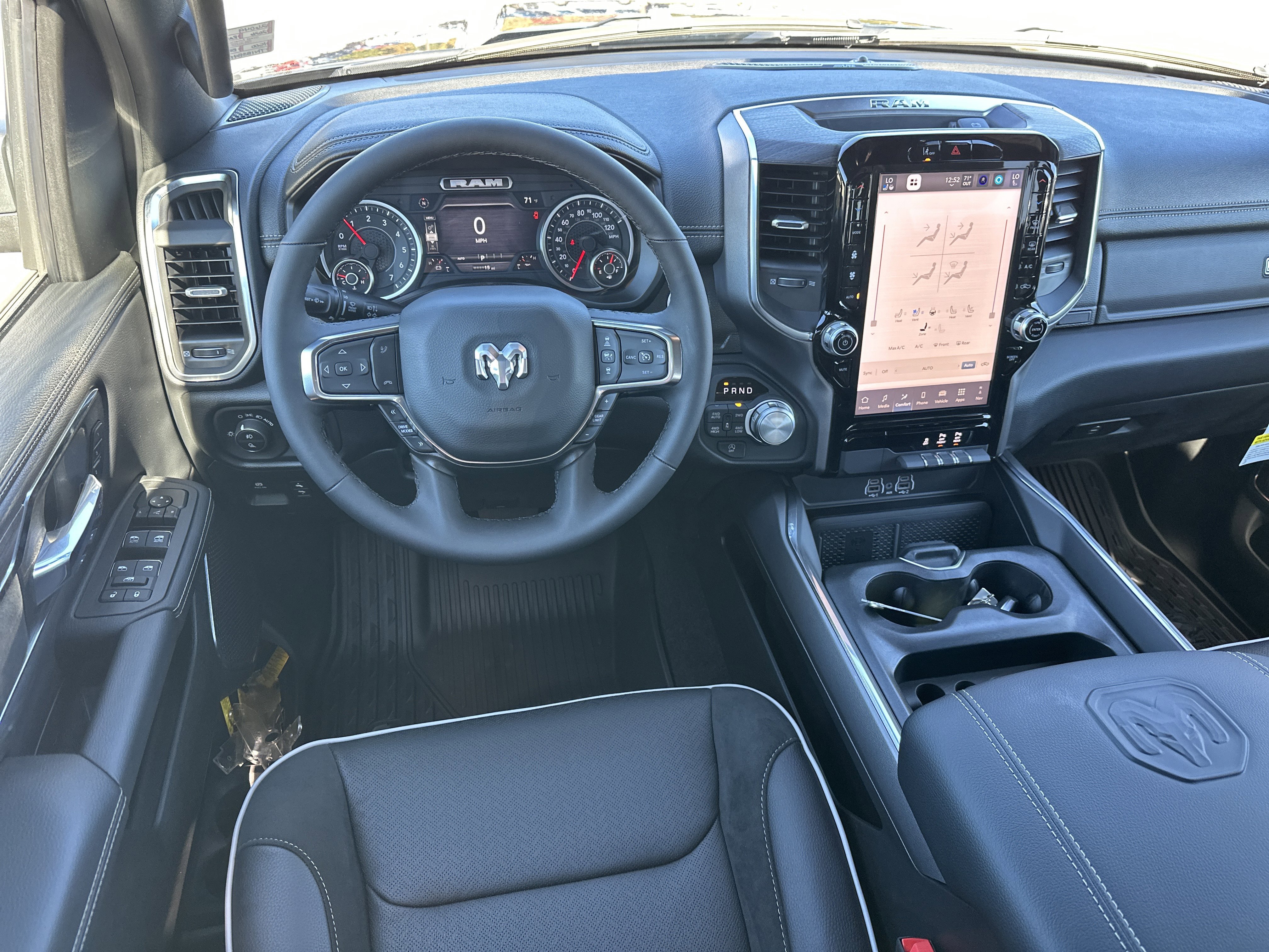 2026 RAM 1500 Laramie - Photo 23