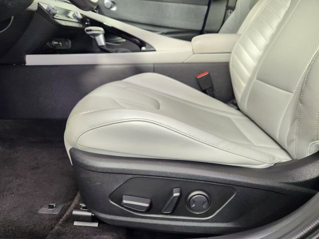 Used 2024 Blue Hyundai Limited image 11