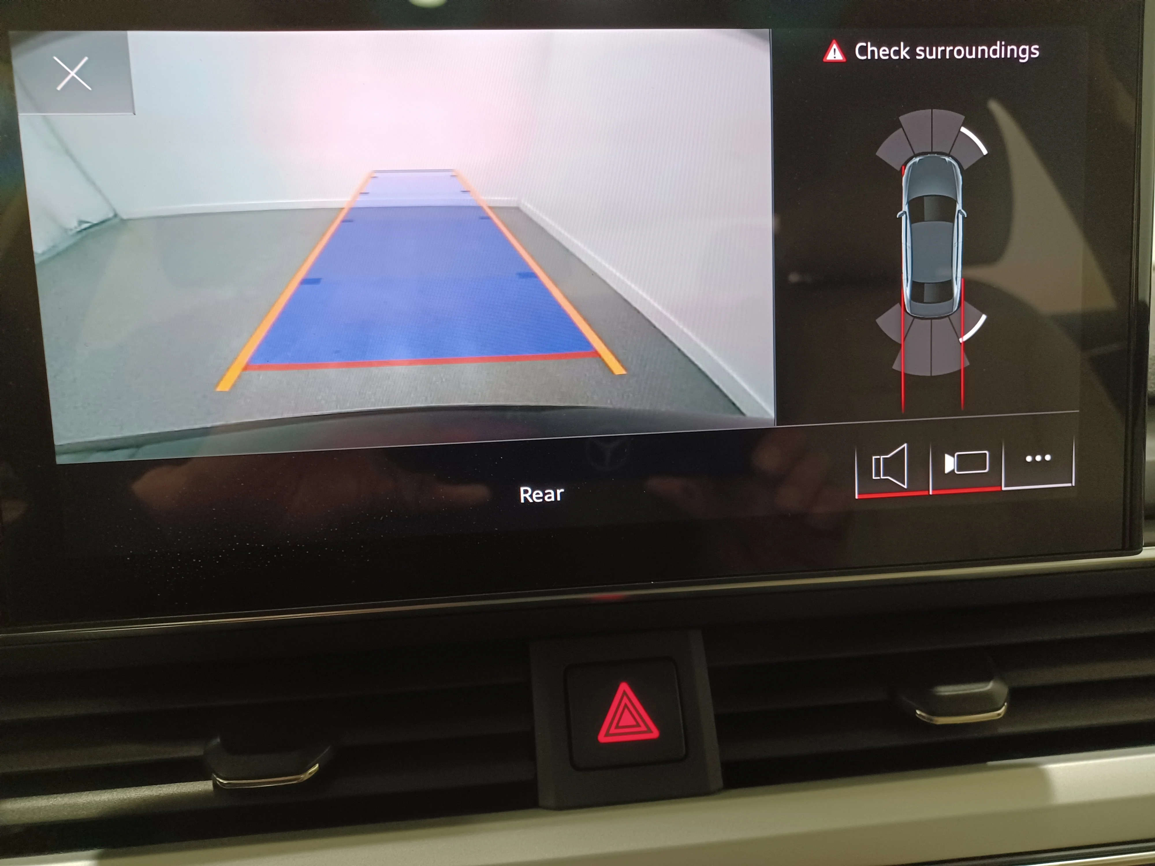 Certified Used 2023 Brilliant Black Audi 45 Komfort*Htd Leather | Sunroof | Htd Wheel | Blind Spot Detection | Lane Keep Assist | Park Assist image 18