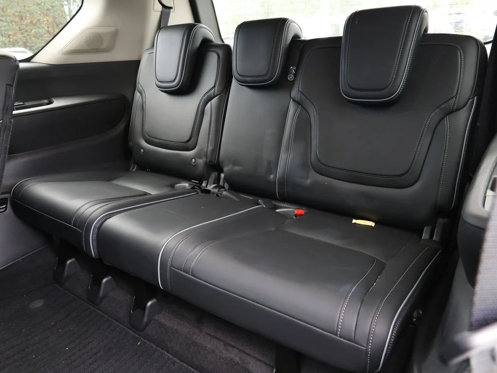 Certified Used 2026 White INFINITI LUXE image 22