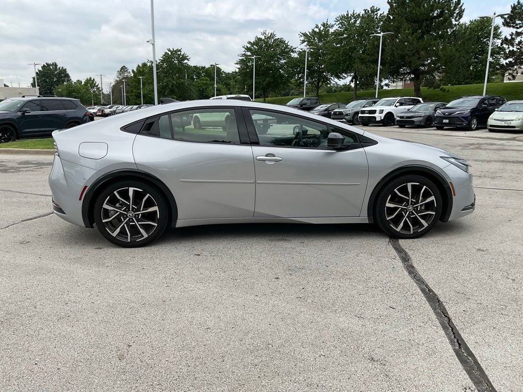 Certified Used 2025  Toyota XSE Premium image 6