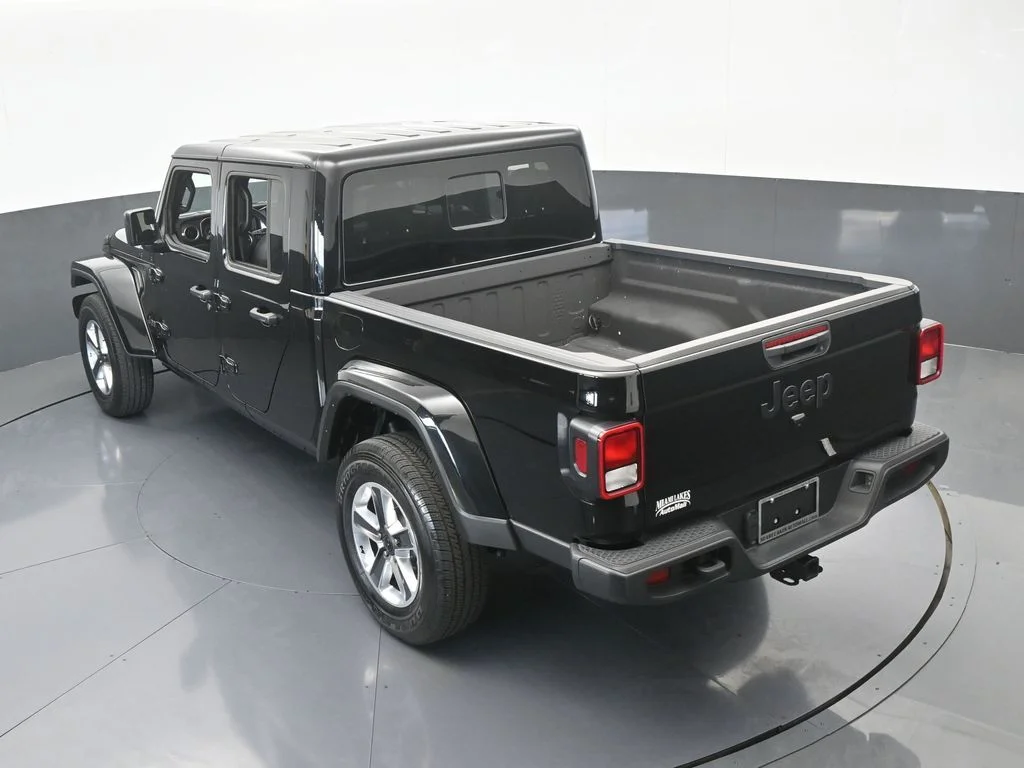 Used 2024 Black Clearcoat Jeep Sport S image 46