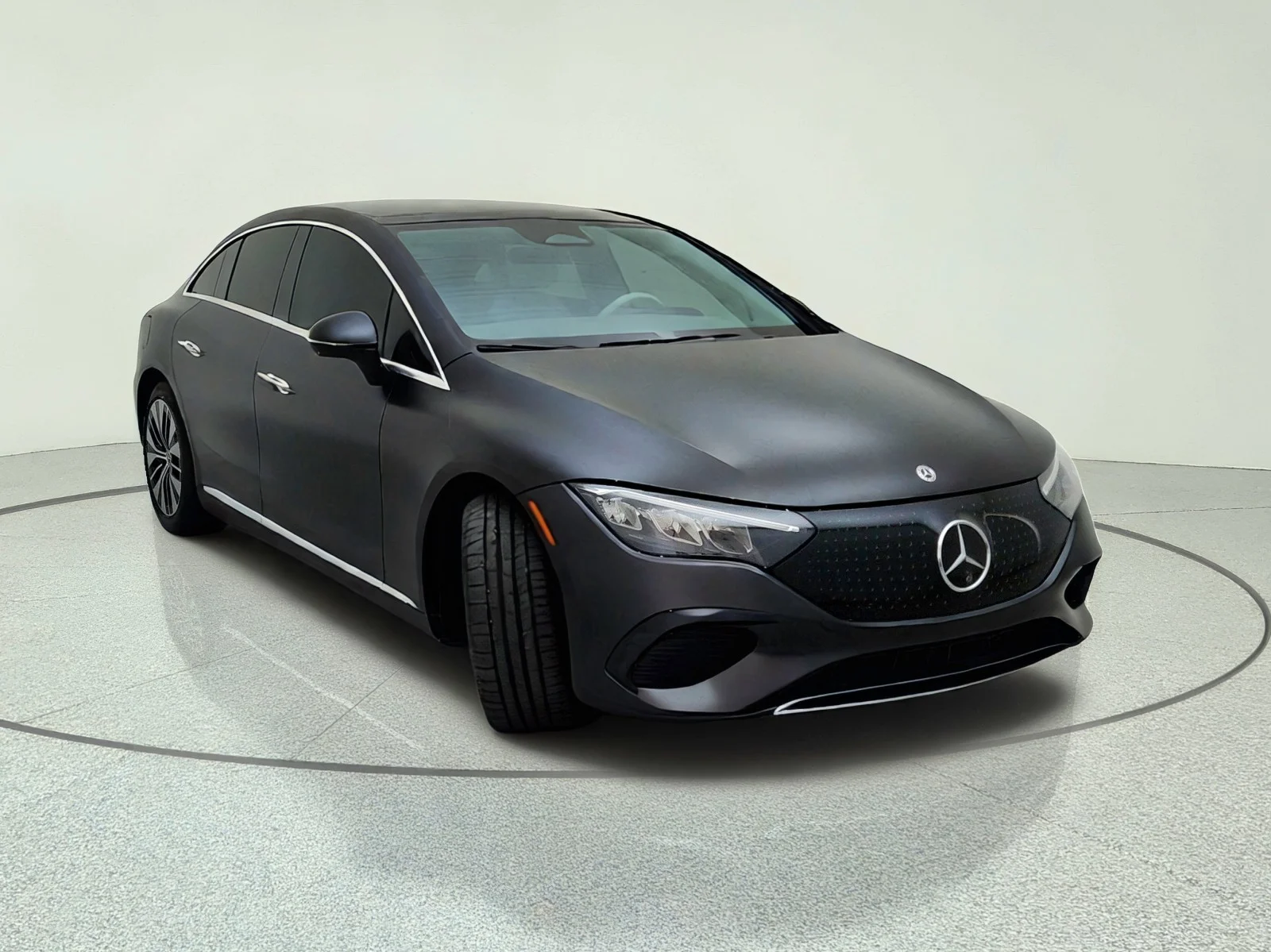 Certified Used 2023 MANUFAKTUR Graphite Grey Magno Mercedes-Benz EQE 350 image 4