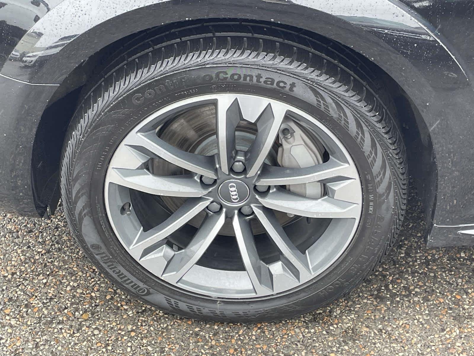 Used 2017 Brilliant Black Audi Premium Plus image 20