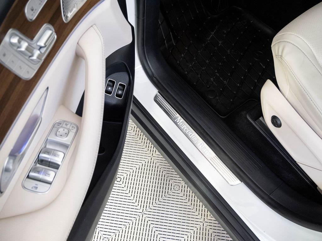 Certified Used 2025 Polar White Mercedes-Benz GLE 450e image 8
