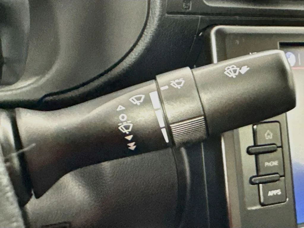 Used 2024  Toyota Base image 13