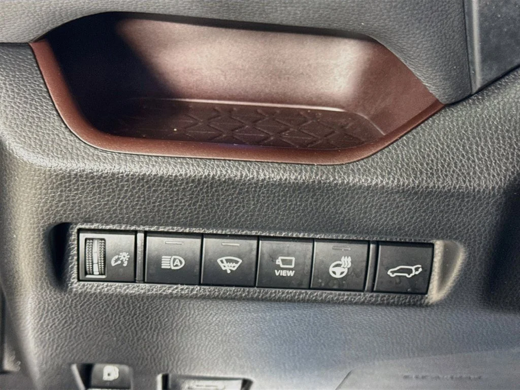 Used 2020 Magnetic Gray Metallic Toyota Limited image 12
