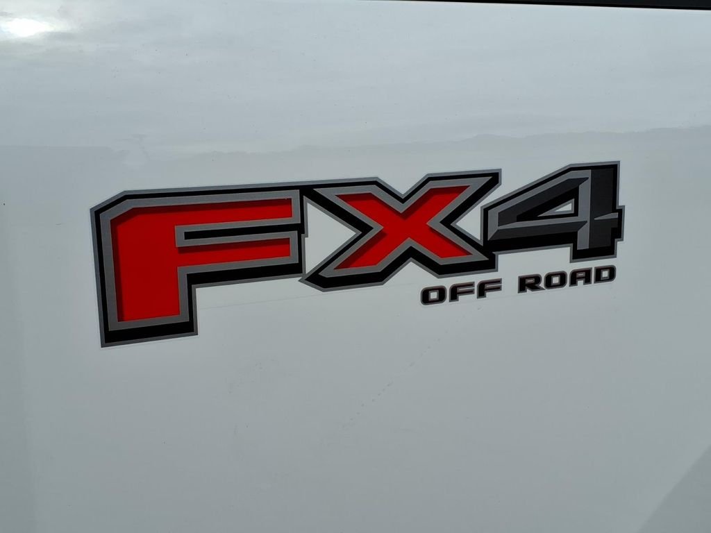 New 2026 Oxford White Ford F-350® XLT image 10
