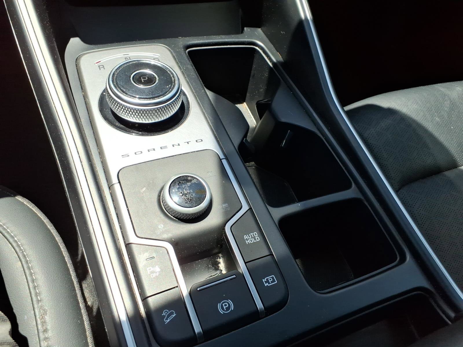 2022 Kia Sorento S Hybrid - Photo 25