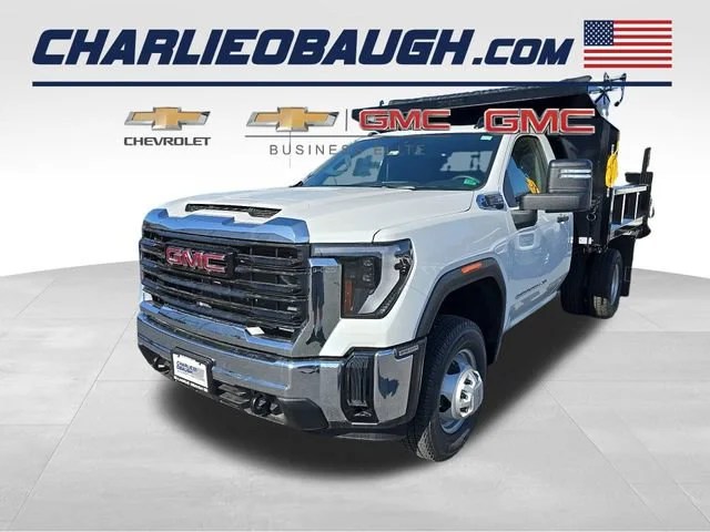 2025 GMC Sierra 4WD Regular Cab Long Box Pro's photo