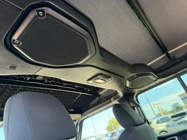 Certified Used 2018 Silver Jeep Unlimited Sport image 22
